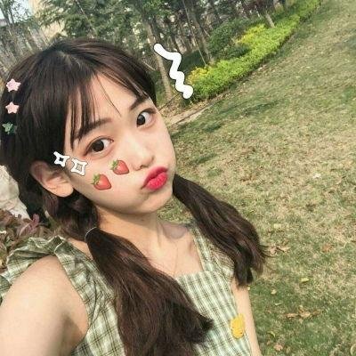 不愿恋爱的雀斑小姐